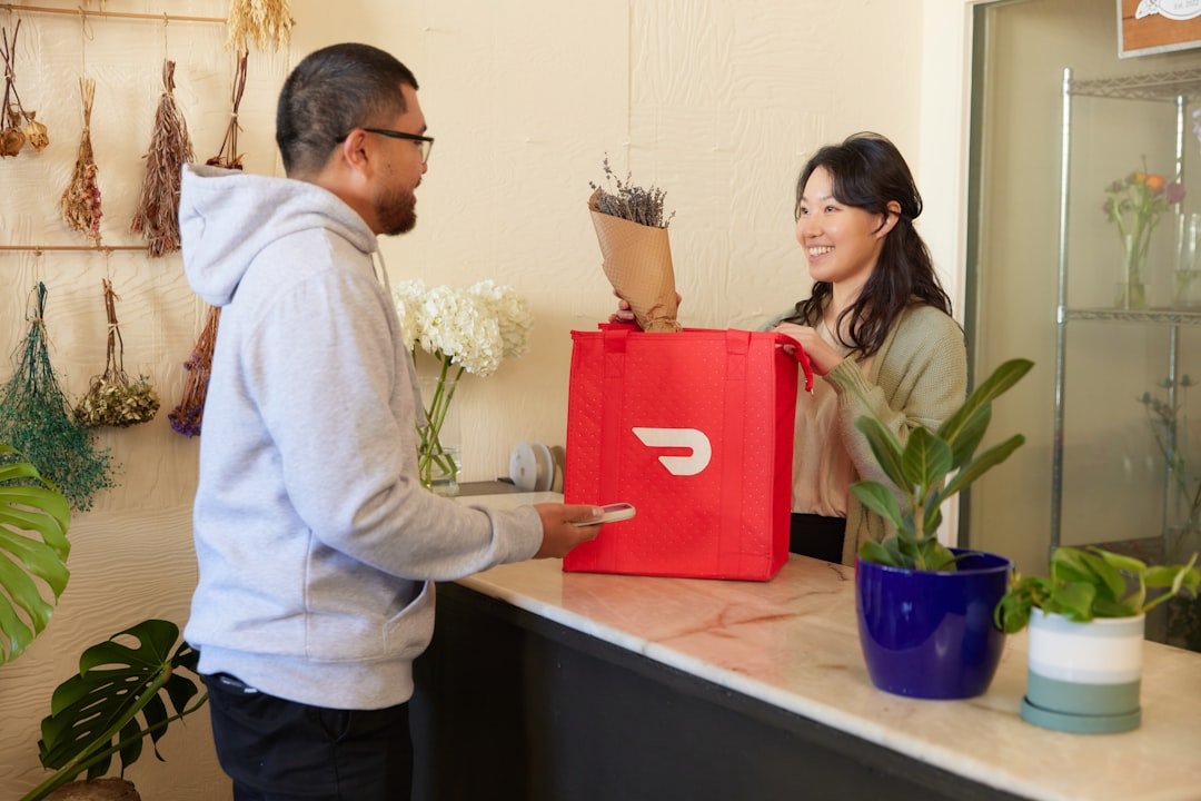 Preserve Memories Forever: A Guide to Choosing the Perfect Flowers for Preservation - Artisan Palace