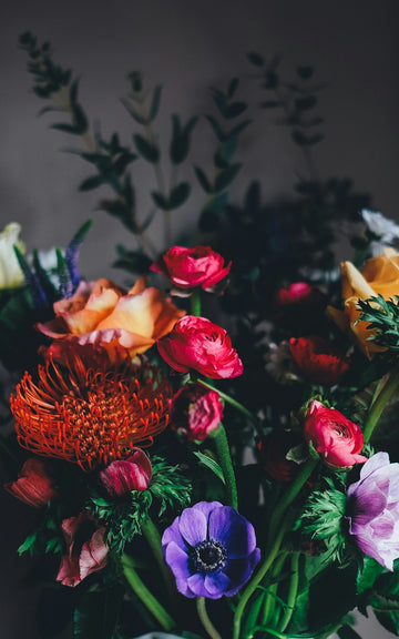 Memorializing Loved Ones Through Preserved Flowers