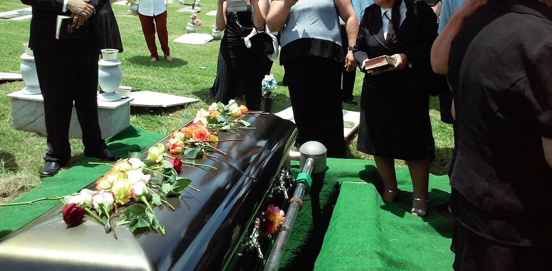 Preserving Funeral Flowers: A Guide to Using Pressing Techniques - Artisan Palace
