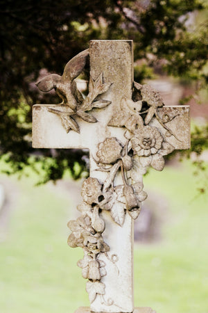 Preserving Memories: The Art of Cemetery Flower Preservation