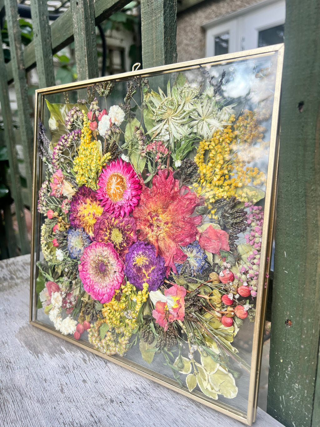 Pressed Flower Preservation Hanging Metal Wooden Frame