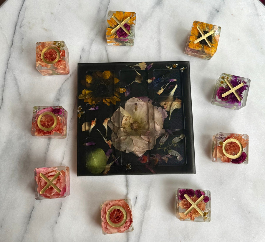 Resin Naughts & Crosses (Tic Tac Toe) - Artisan Palace