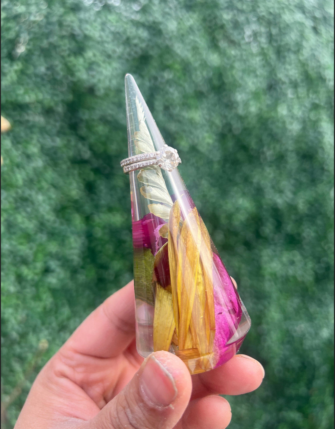 Resin Ring Holder Cone