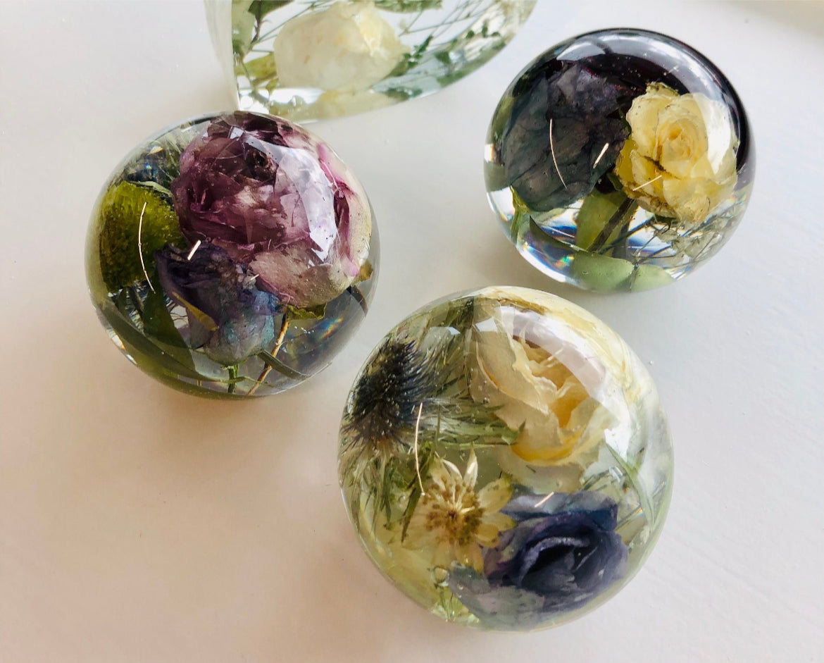 Paperweight Sphere Ball