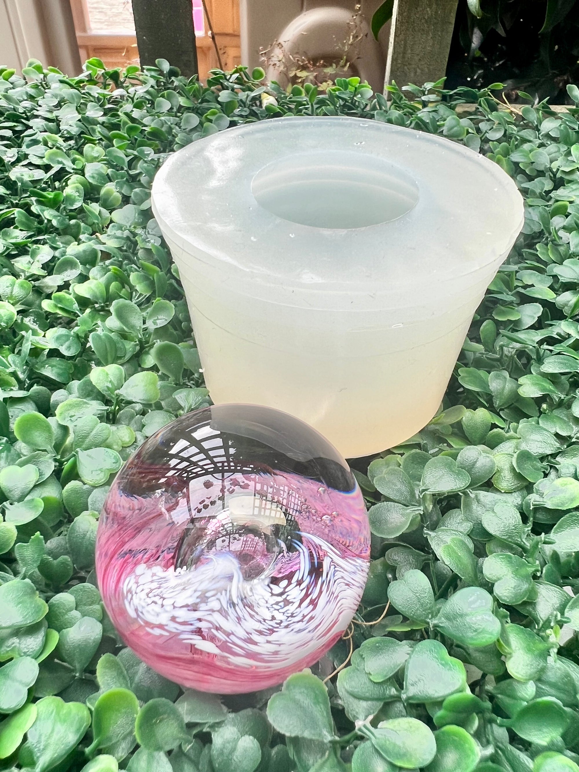 Round Flat Bottom Base Paperweight Silicone Mould 5CM, 8CM