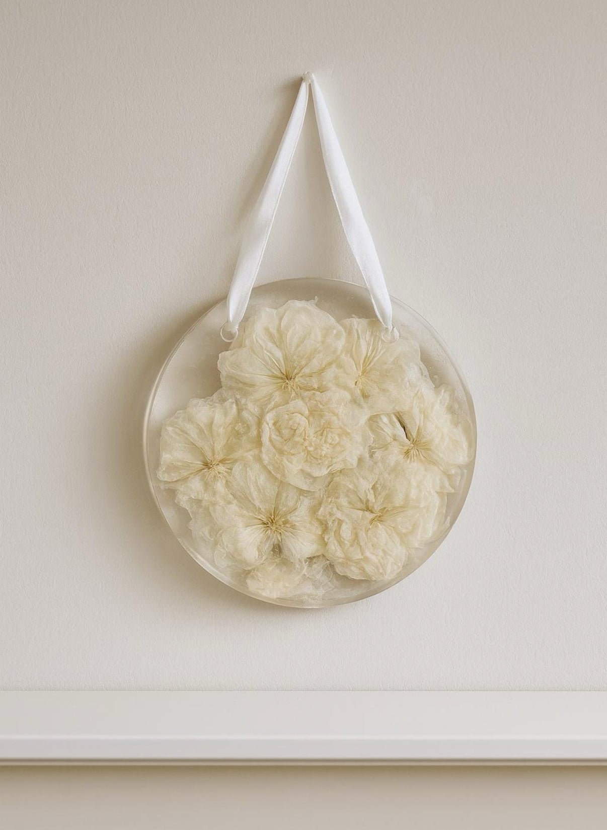 Resin Hanging Circle - Artisan Palace