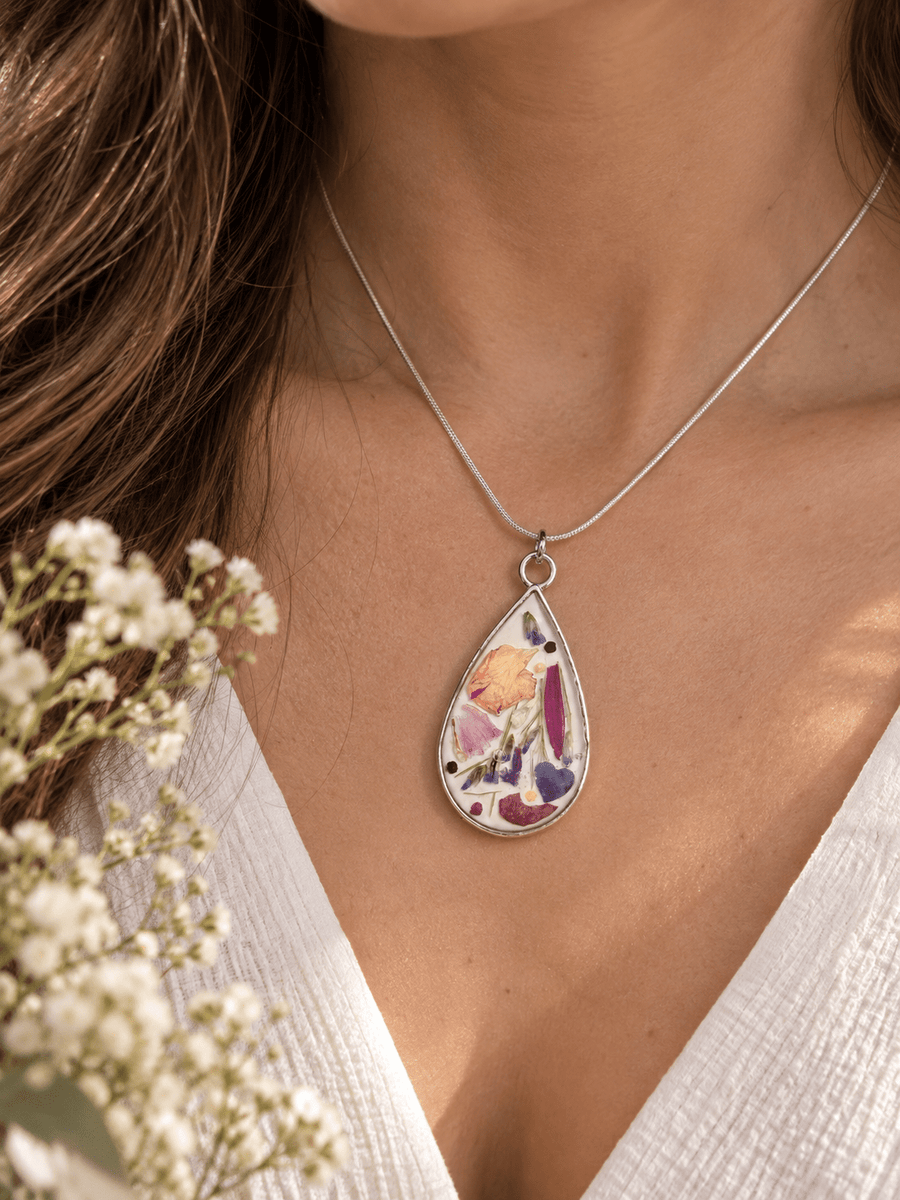 Resin Necklace - Artisan Palace