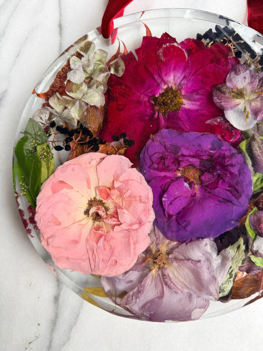 Resin Hanging Circle - Artisan Palace